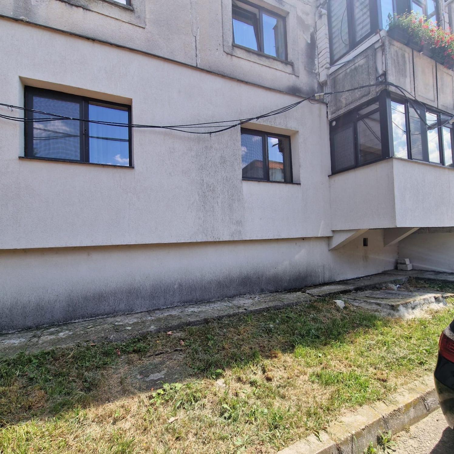 Apartament Iulius 4 Curtea de Argeş Esterno foto