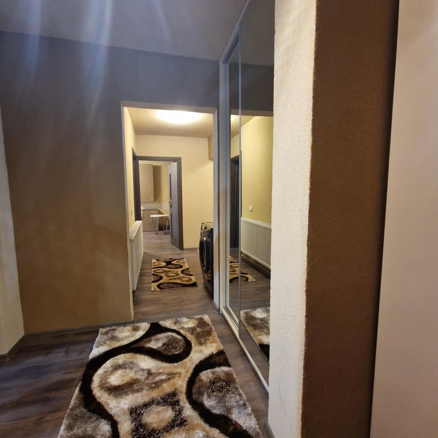 Apartament Iulius 4 Curtea de Argeş Esterno foto