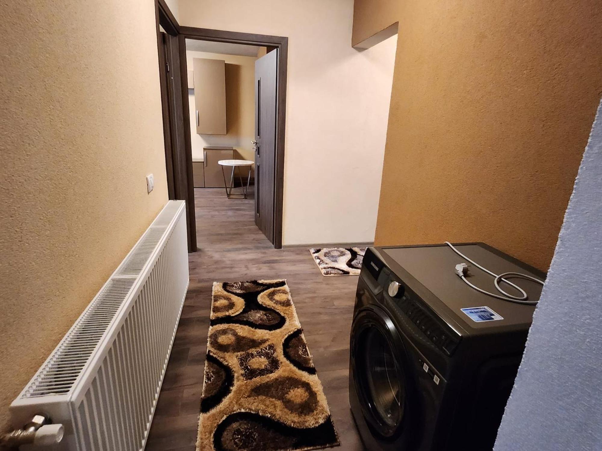 Apartament Iulius 4 Curtea de Argeş Esterno foto